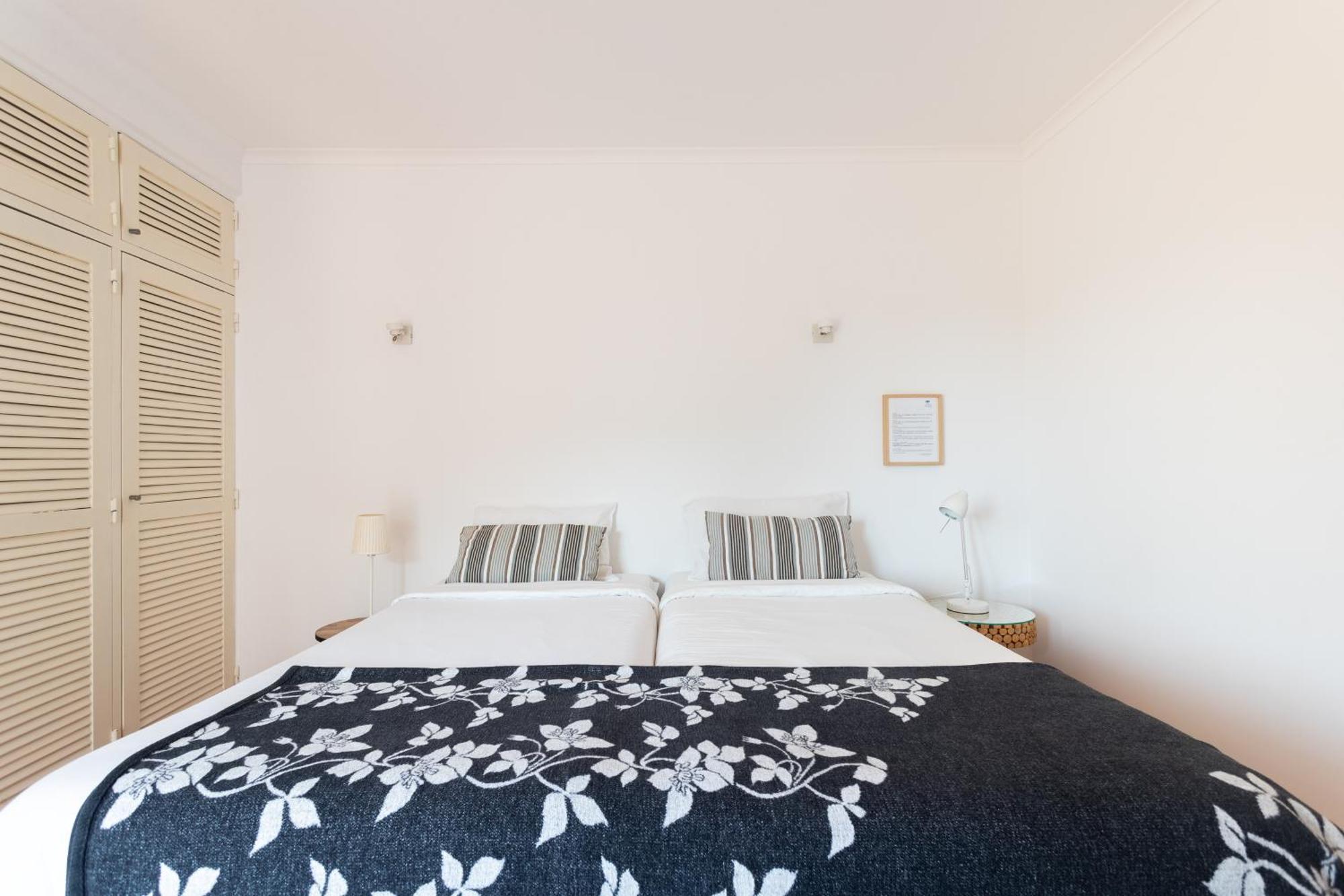 Blue Buddha Beach House Эрисейра Номер фото